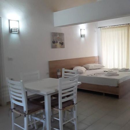 Caldera Vista Apartaments Sarandë Exterior foto