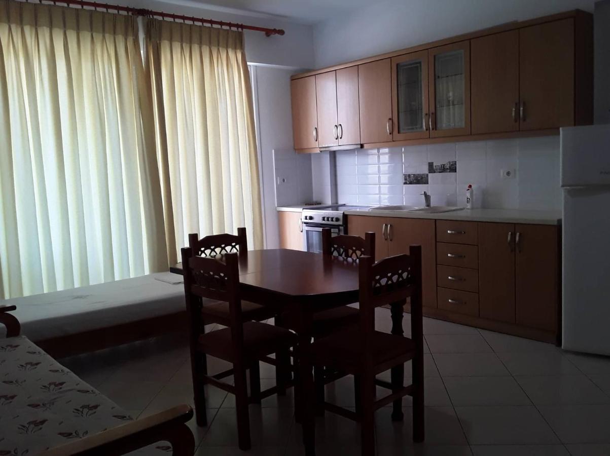 Caldera Vista Apartaments Sarandë Exterior foto