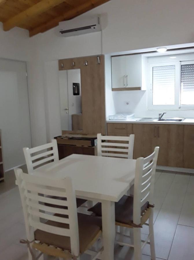 Caldera Vista Apartaments Sarandë Exterior foto